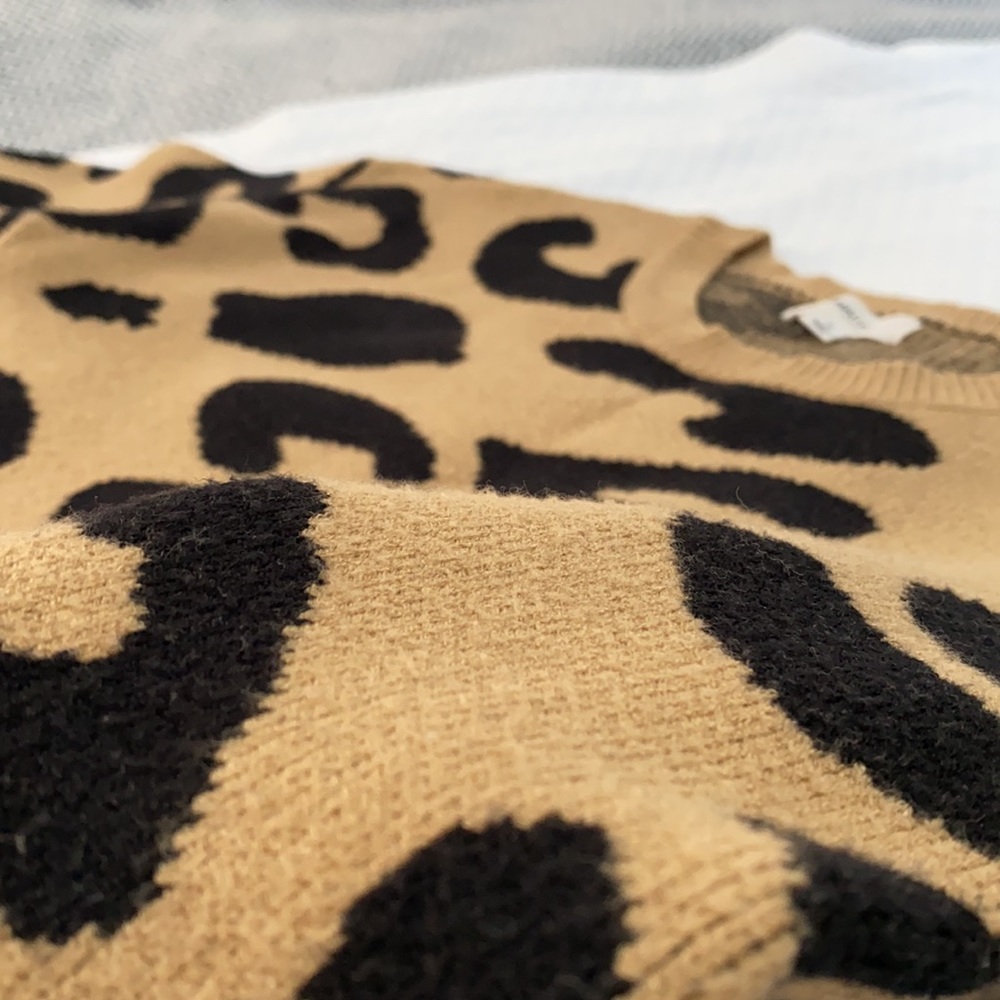 hashttag Animal Print Sweater - Picture 9 of 9